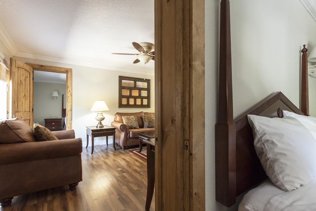 Four Seasons Motor Lodge Gatlinburg Habitación foto